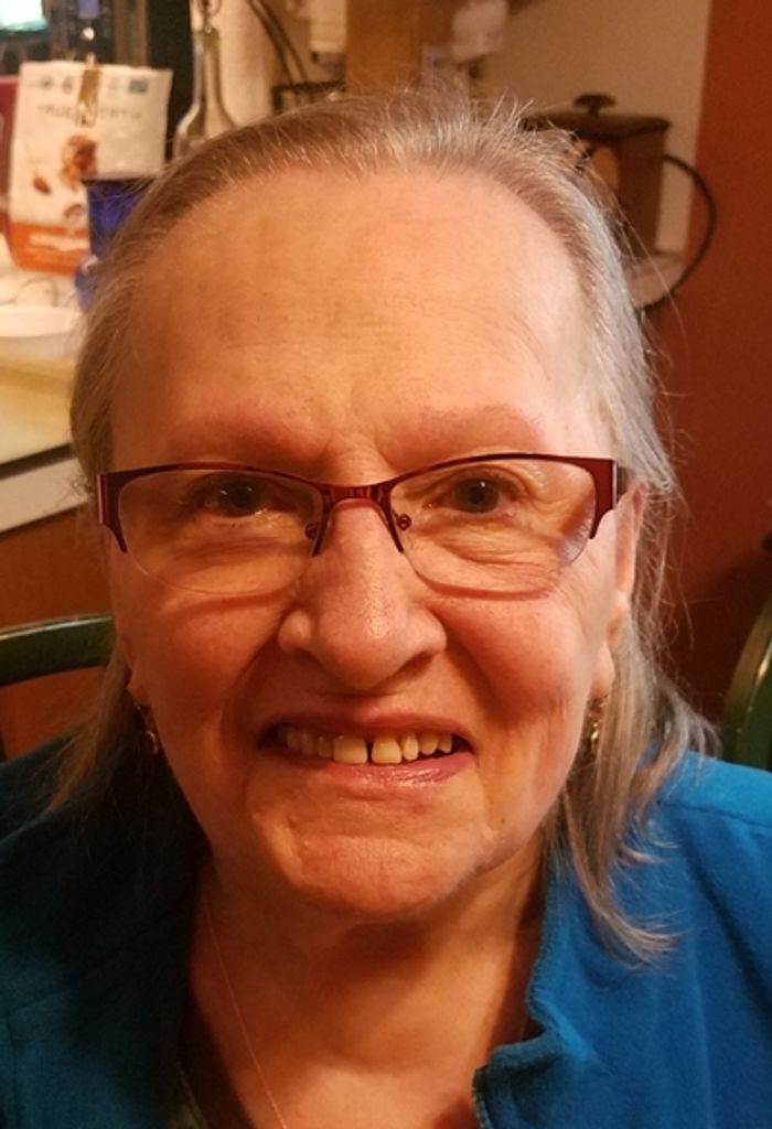 Carmella Iuliani Mikolay Profile Photo