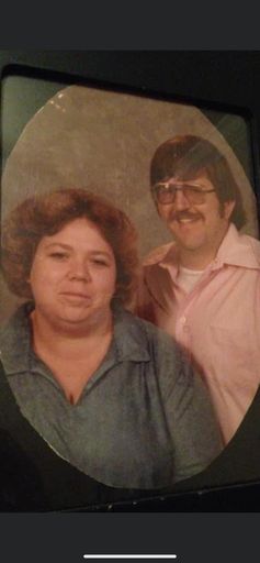 Edna Louise (Loggins)  Aichele photo gallery thumbnail 4 of 21
