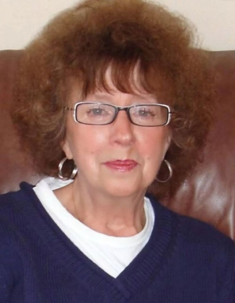 Mary Helen (Debriae)  Kwasny