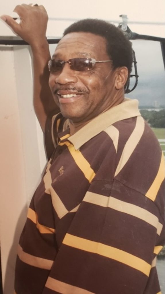 Johnny William Bolston Profile Photo