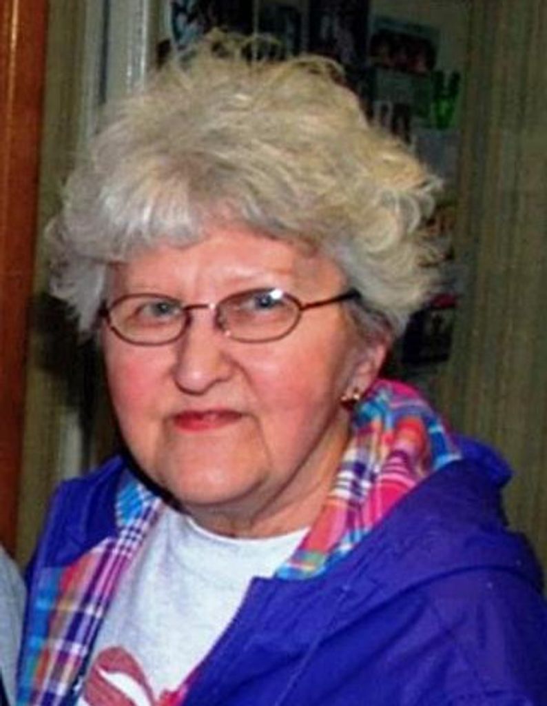 Gladys D. (Laznik)  Hoffner
