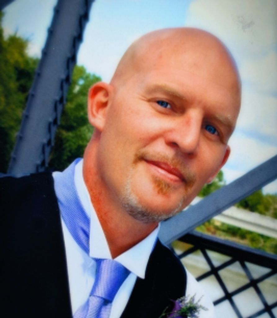 Michael Johnson Profile Photo