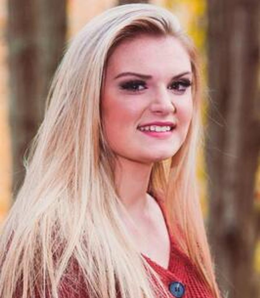 Kaitlyn "Moe" Rosensteel Profile Photo