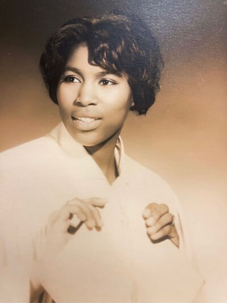 Shirley Fogle Profile Photo