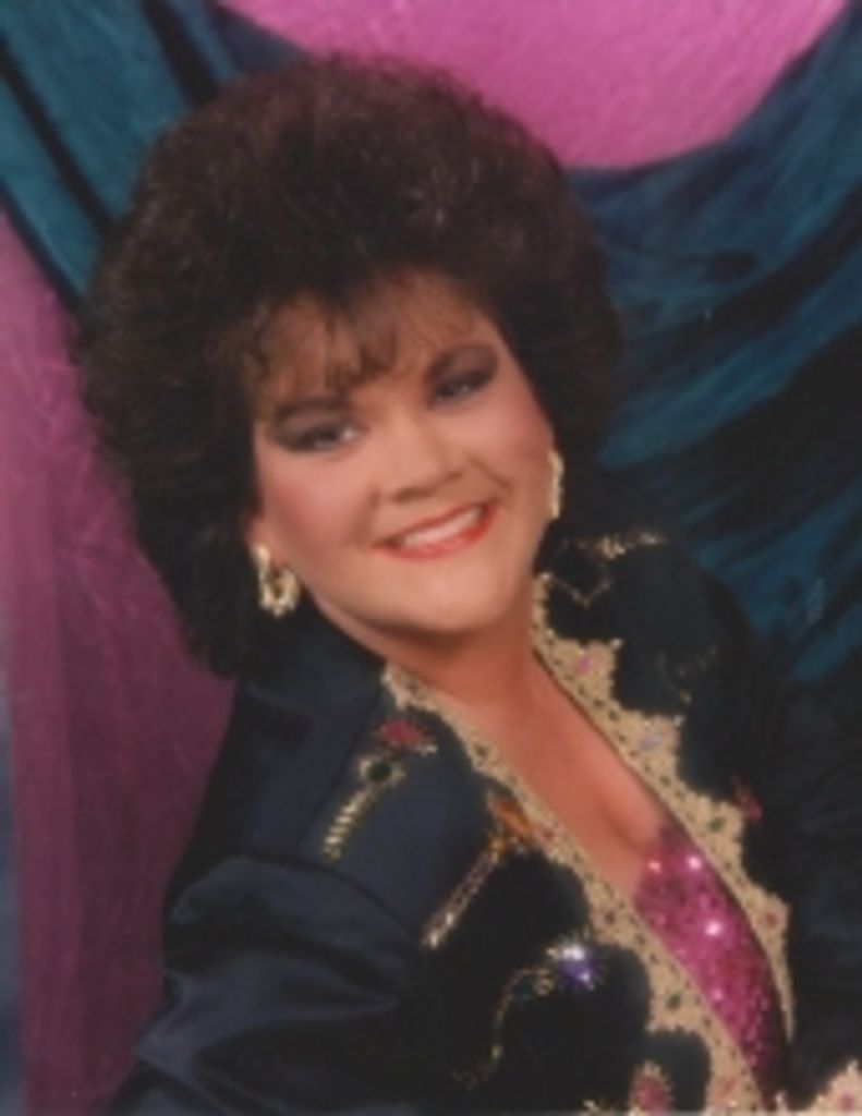 Lisa  Newton 