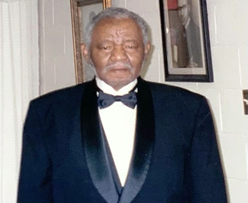 Charlie Willis Profile Photo