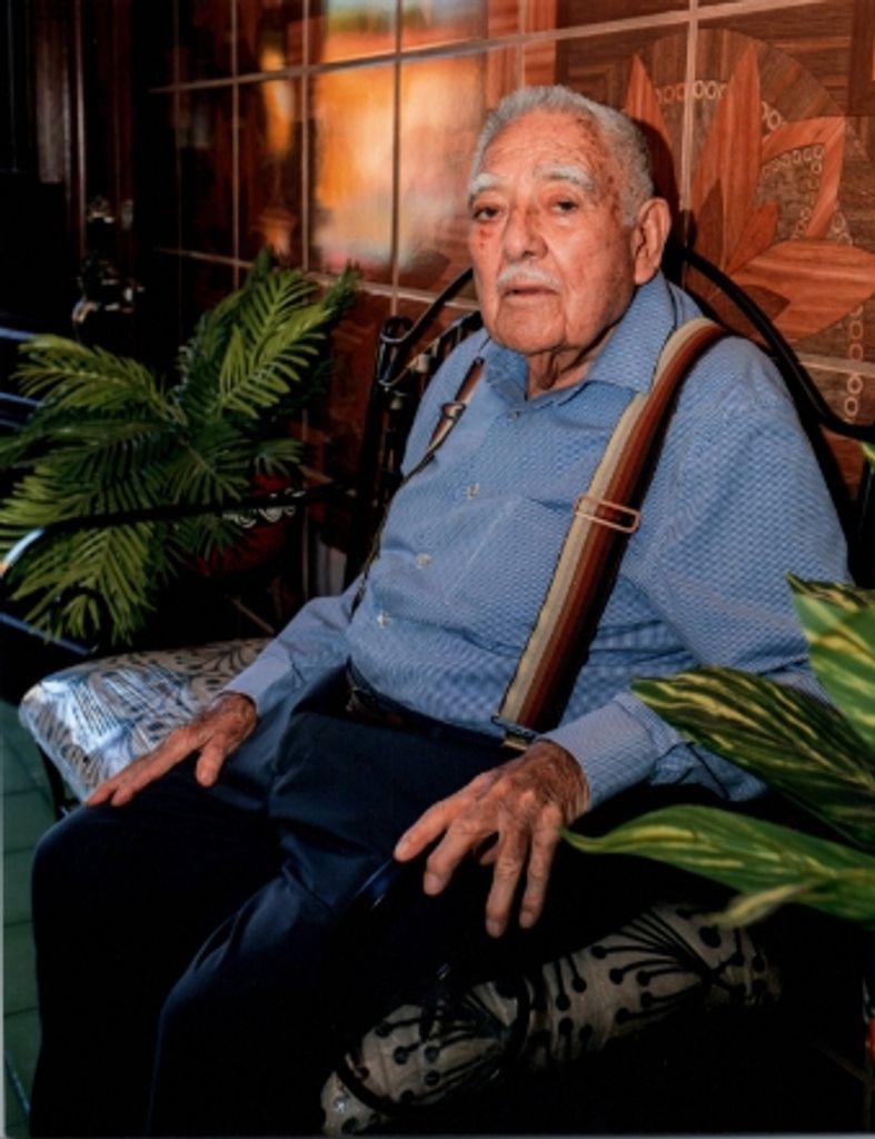 Jose R.  Yepez  Soto 