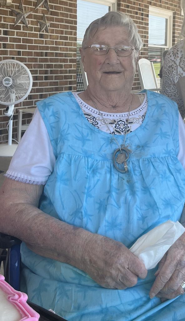 Elizabeth Scott Amos Profile Photo