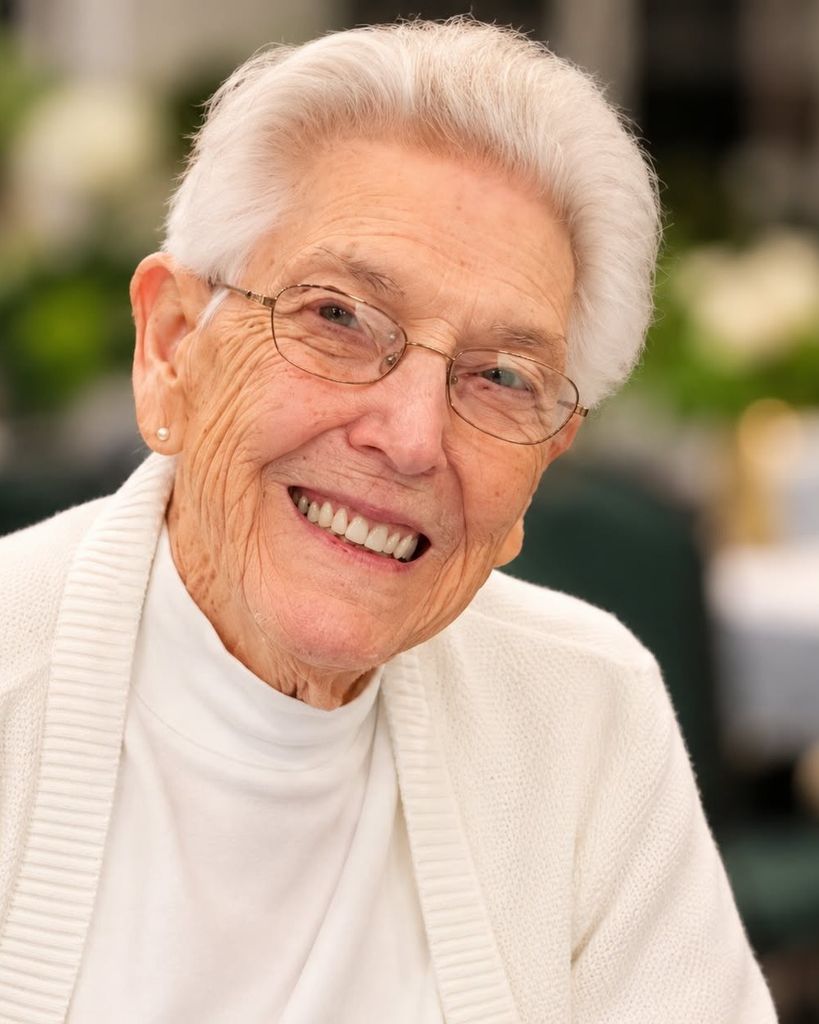 Carol Mae Weaver Roberts