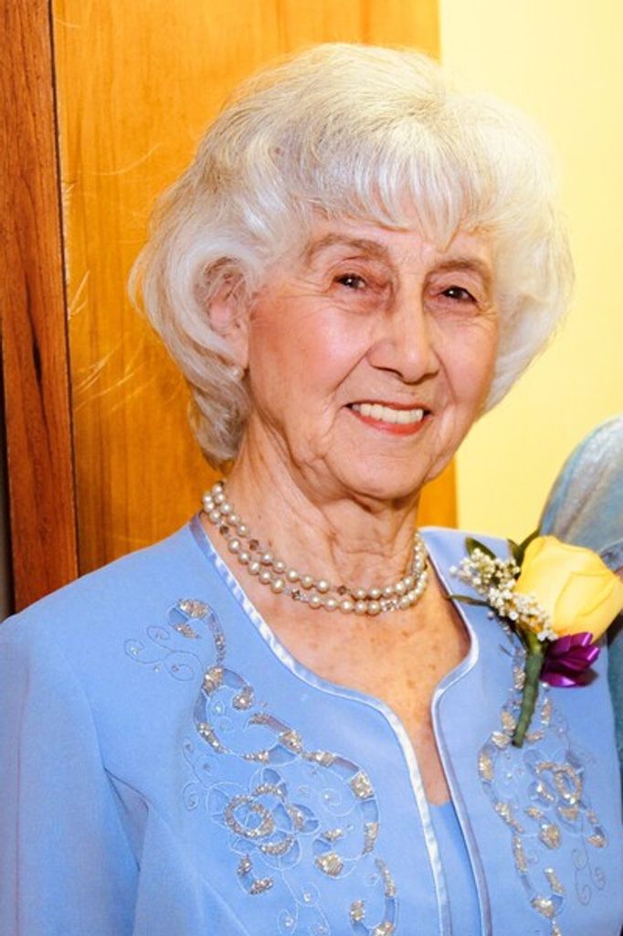 Esther Johnanna Robinson Profile Photo