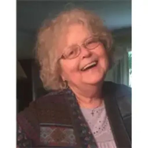 Julia Mcdaris Profile Photo
