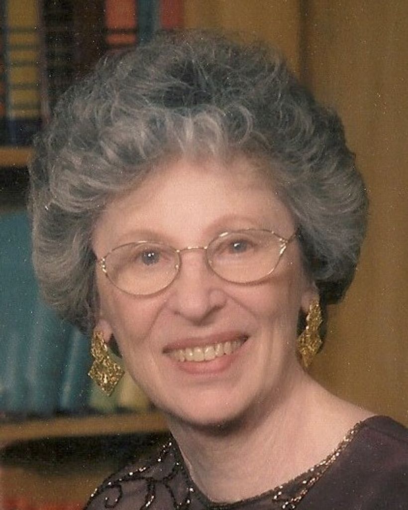 Peggy Dolores Detten