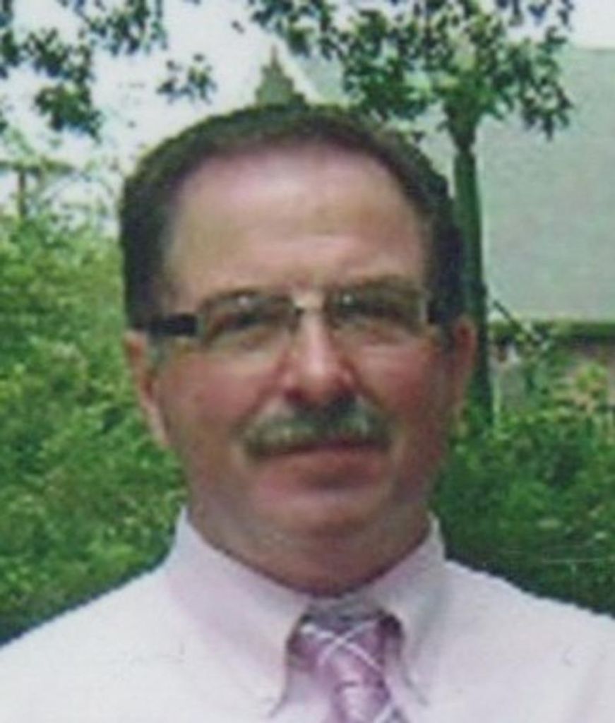 Robert "Bob" Gile