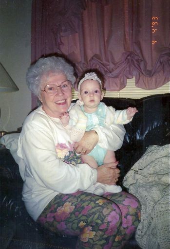 Eleanor Bruce photo gallery thumbnail 13 of 107