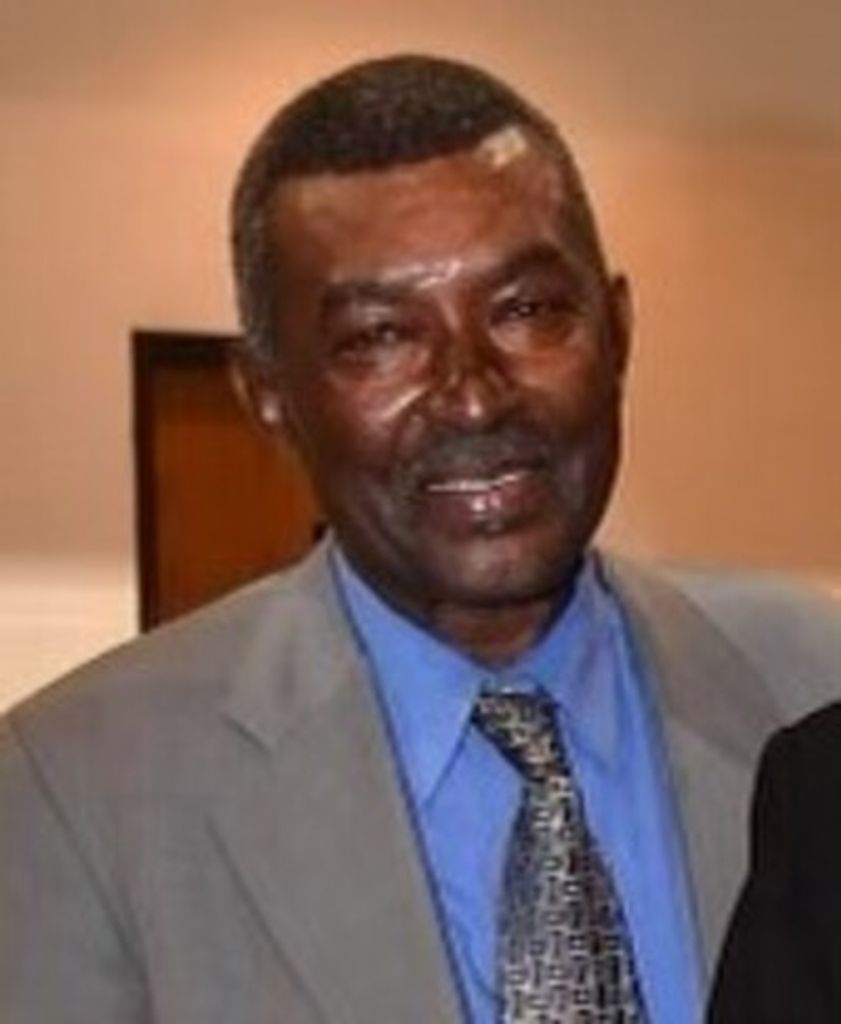 Robert Lee Mickens, Jr. Profile Photo