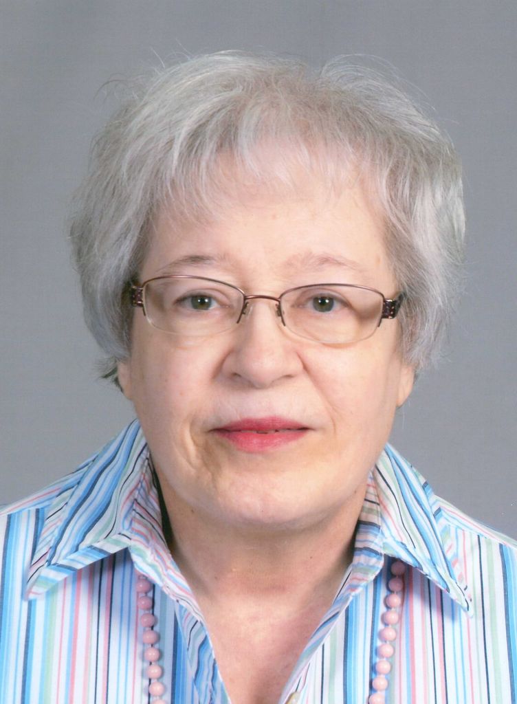 Eileen Picha Profile Photo