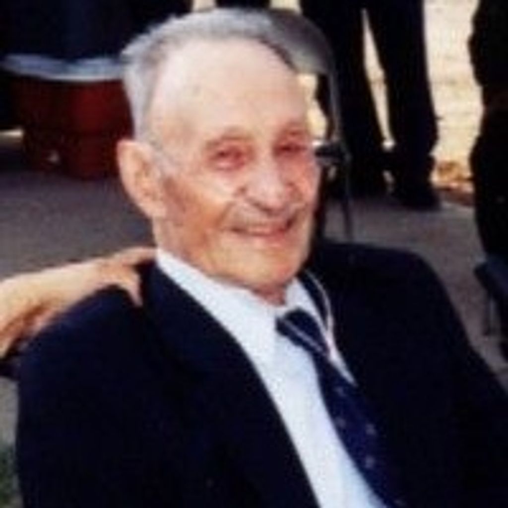 Arturo F Ariaz