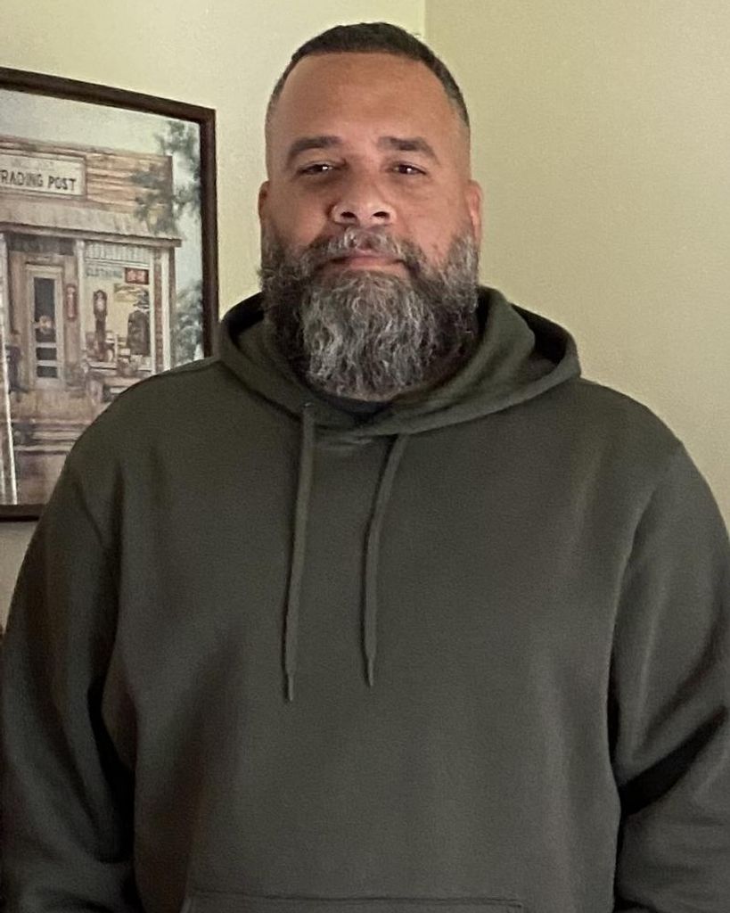 Jonathan Michael Torres Profile Photo