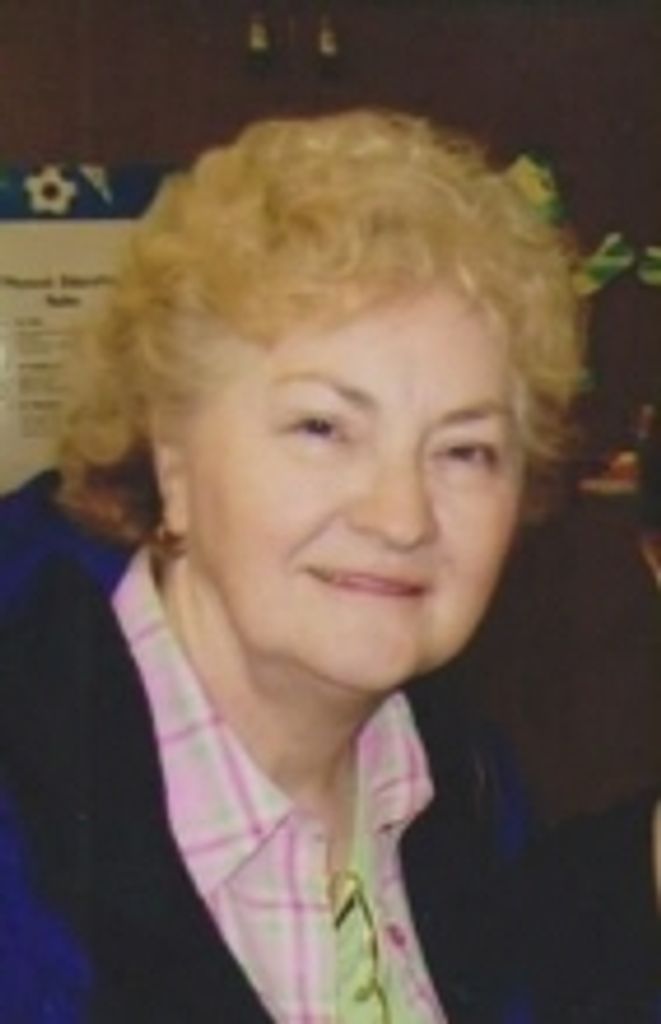 Betty S Folkens