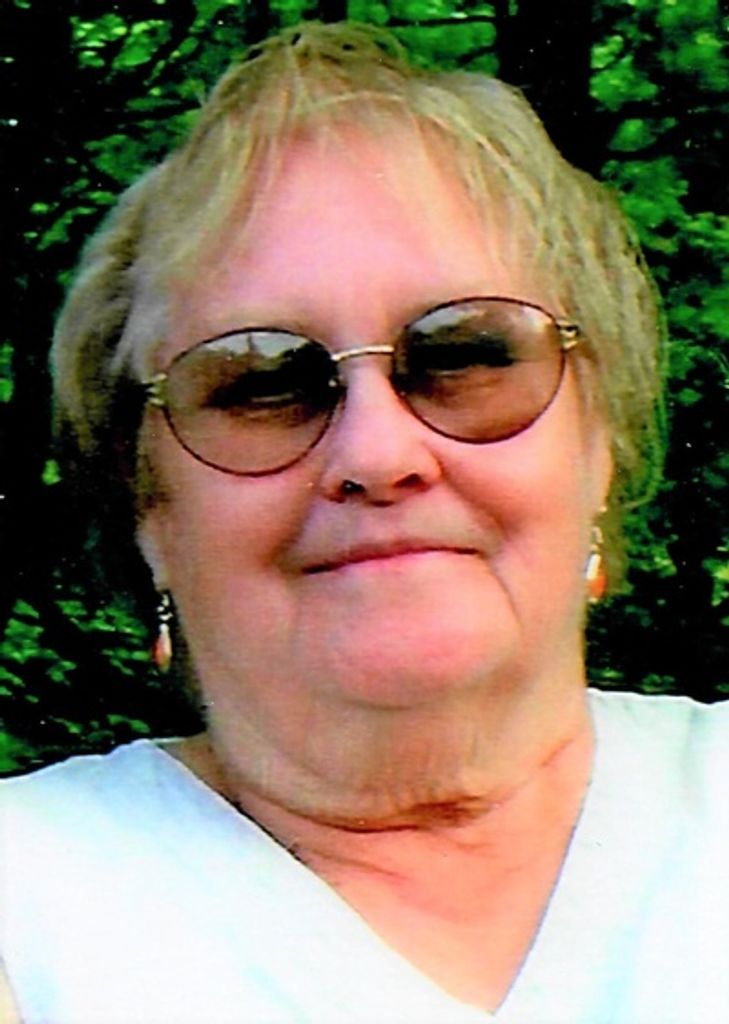 Linda Lou Vanderlaan