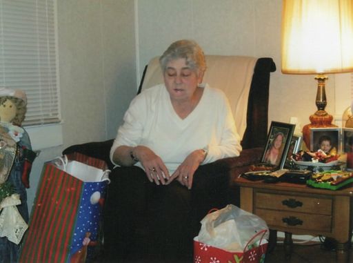 Edna Susan "Sue" Pruitt photo gallery thumbnail 4 of 19