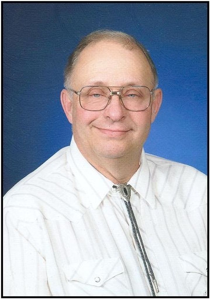 Robert J "Bob" Dechandt