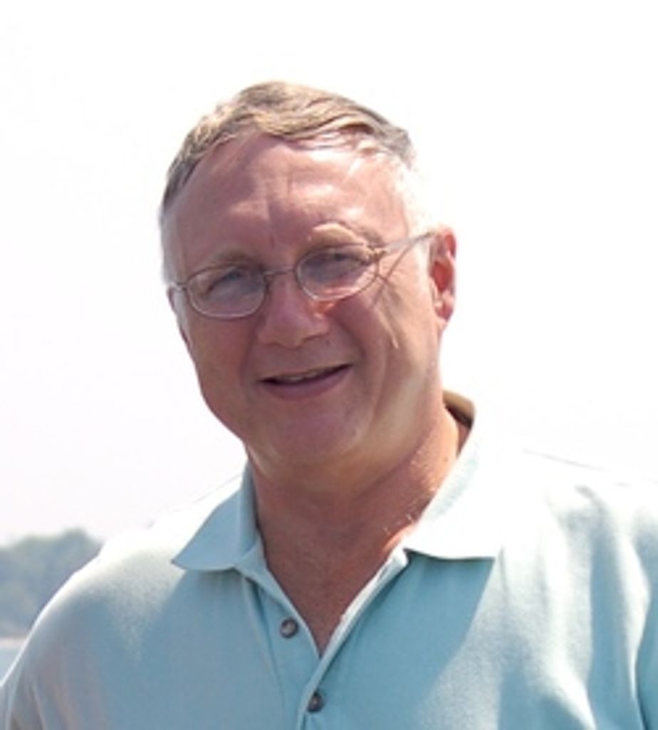 Robert E. 'Bob' Hartle Profile Photo