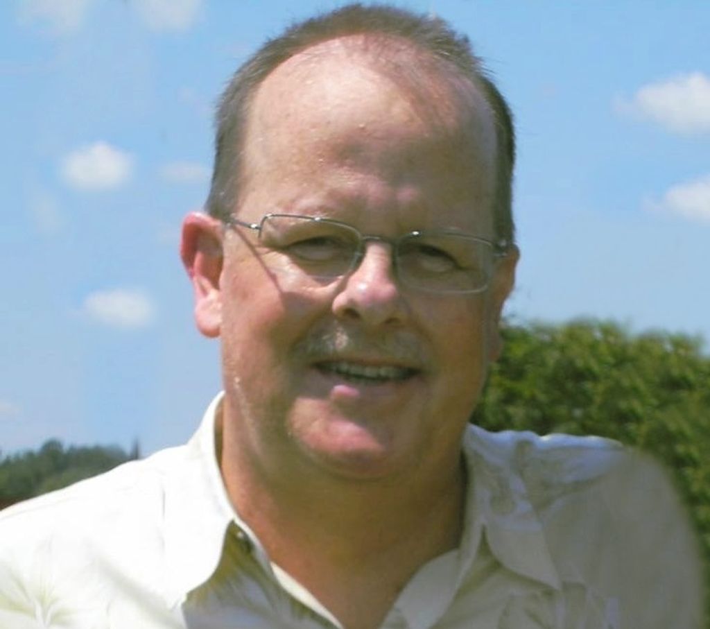 Carl Cluney