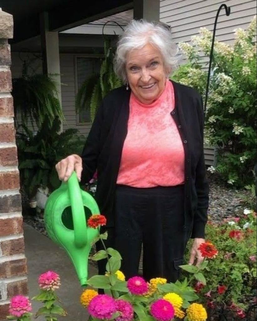 Sandi Dumke Profile Photo