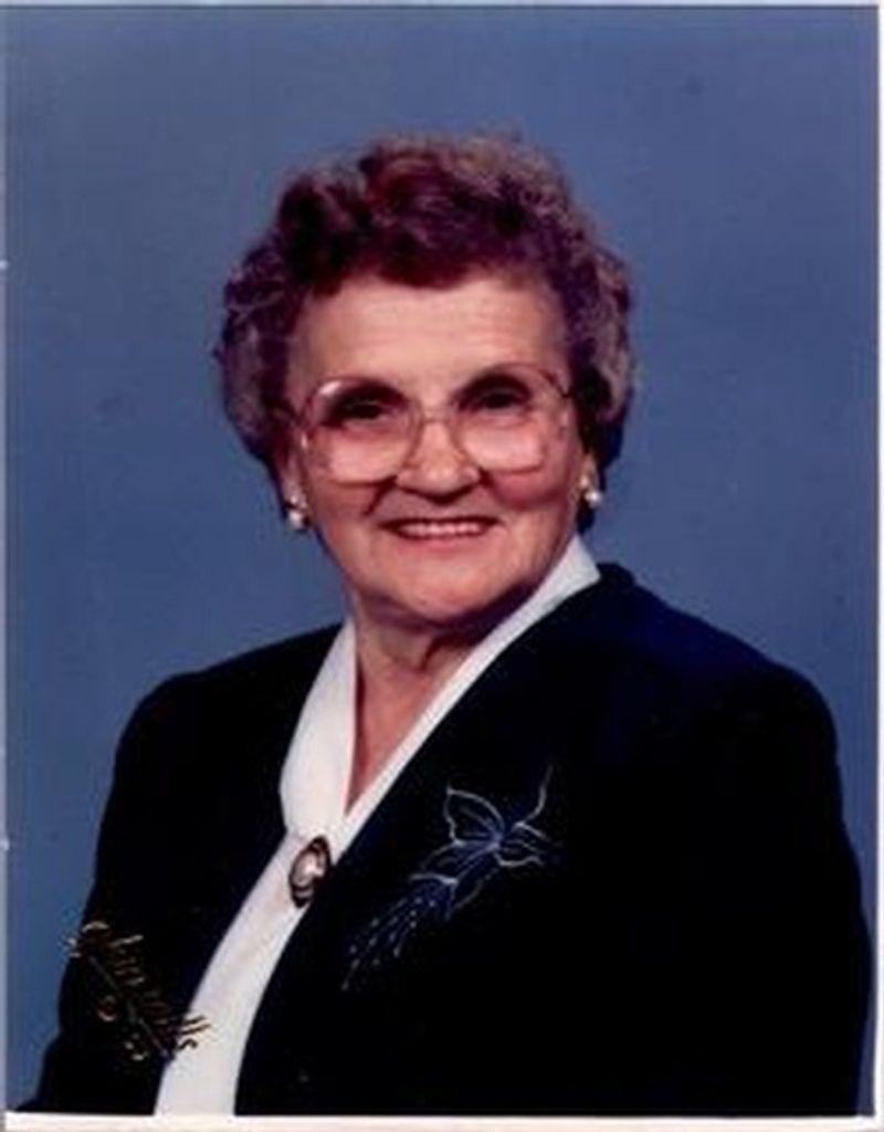 Maria Simonow Profile Photo