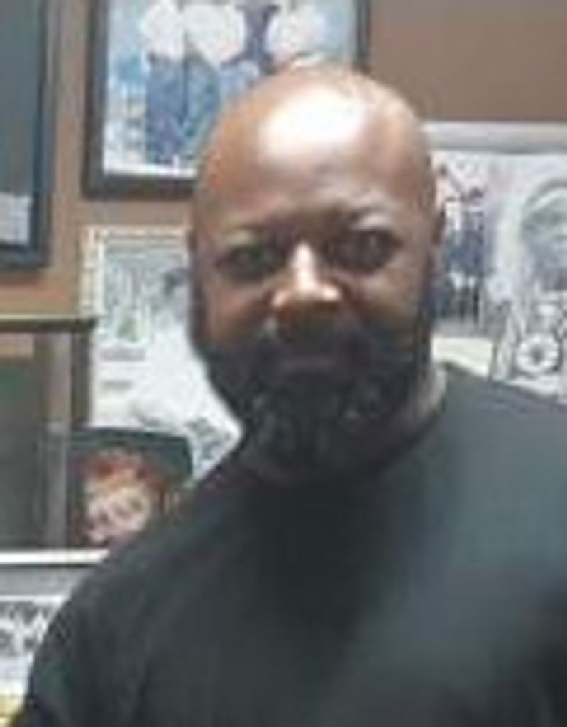 Derrick Lee Owens Profile Photo