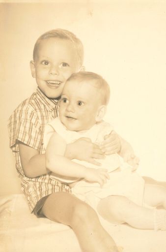 Ronald Travers photo gallery thumbnail 86 of 88