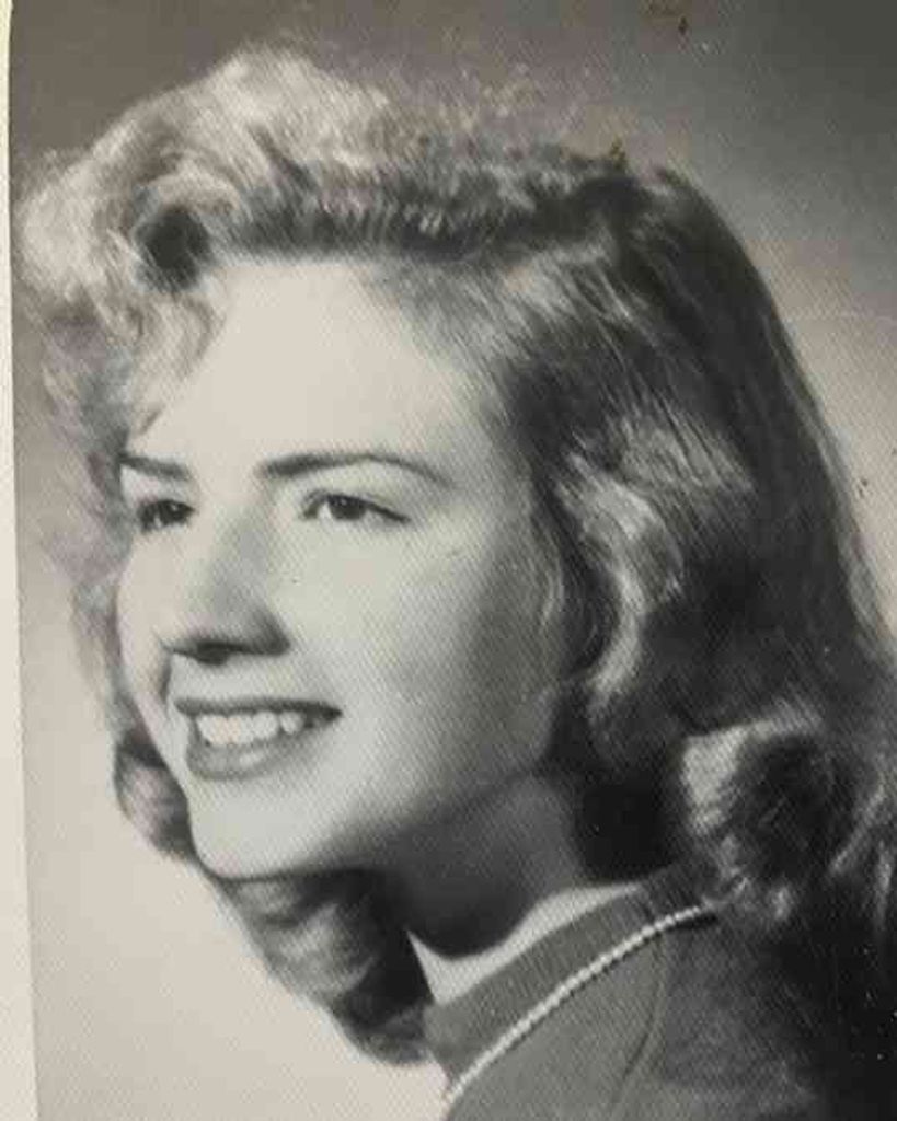 Elizabeth Bradford nee Bukovich Profile Photo