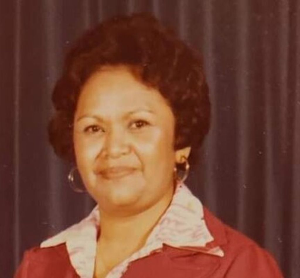 Minerva Ybarra Escobedo Profile Photo