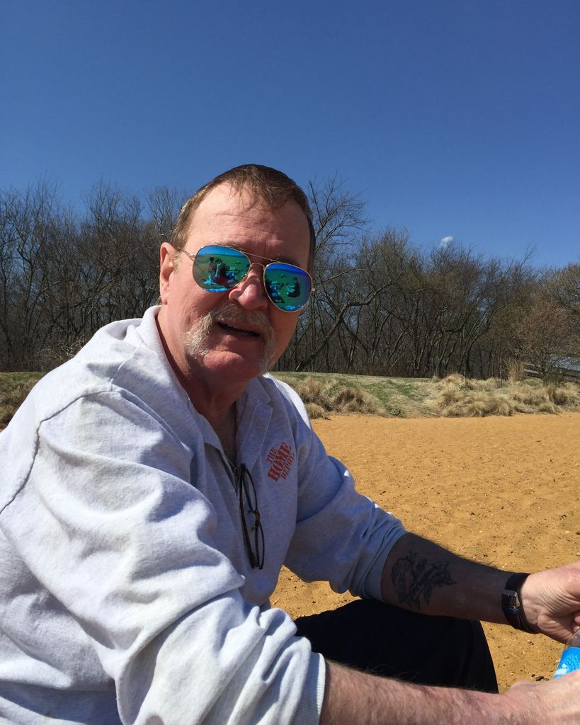 Thomas Lee Wallace Profile Photo