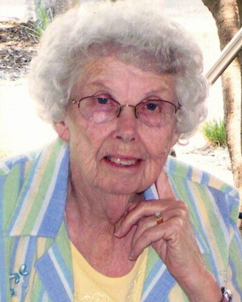 Helen Lucille Young Profile Photo