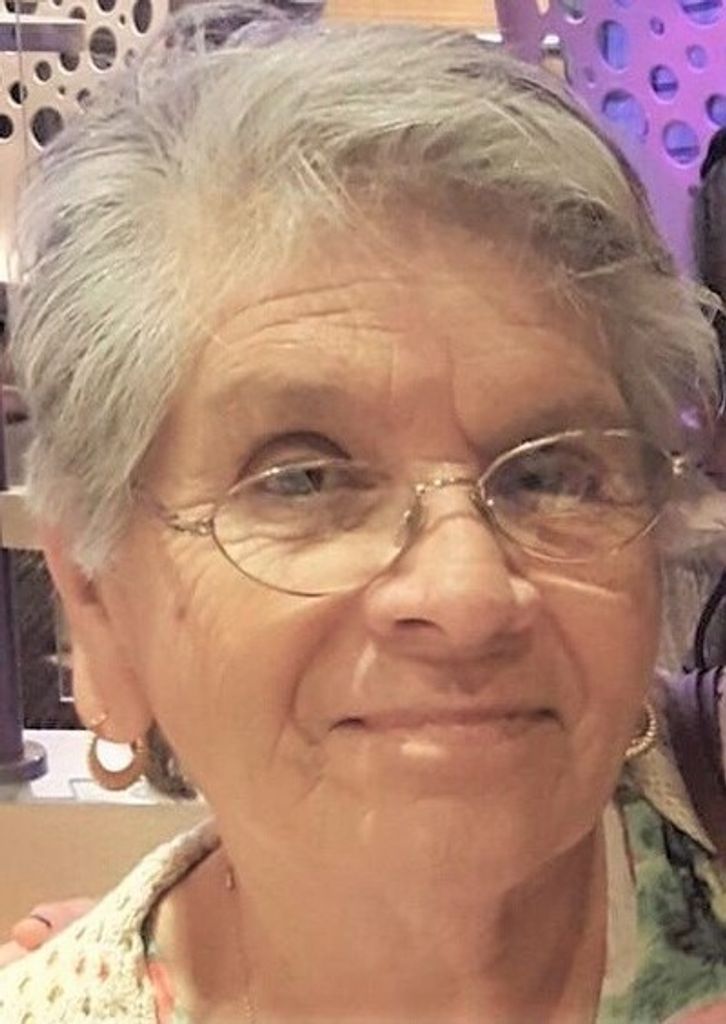 Aurora T Hinojosa Profile Photo