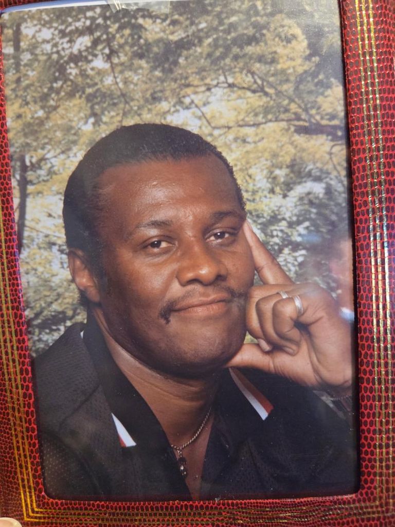 Arnold Simmons Profile Photo