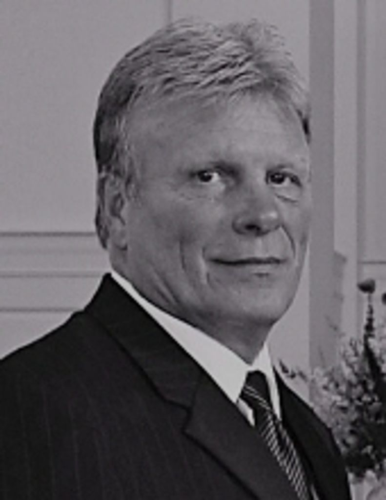 William Stull "Bill" Walker Profile Photo