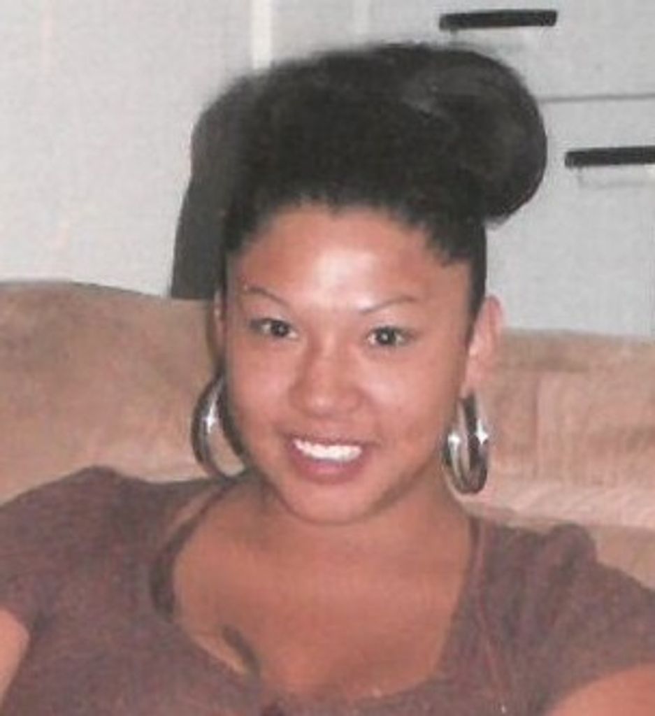 Angela Maria Santio Profile Photo