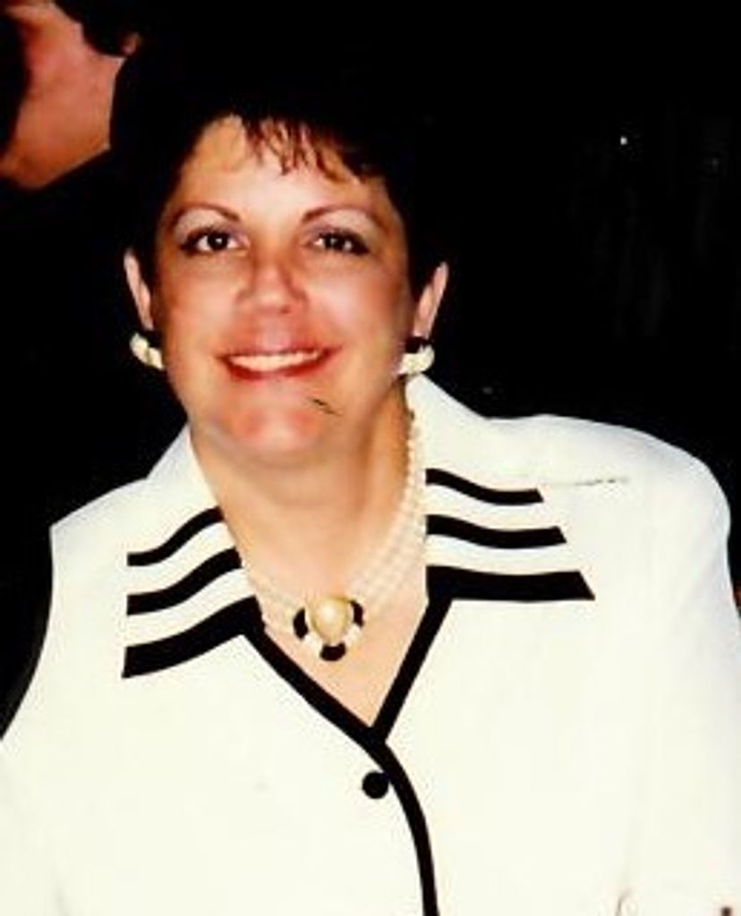 Tina M. Dolcimascolo Profile Photo