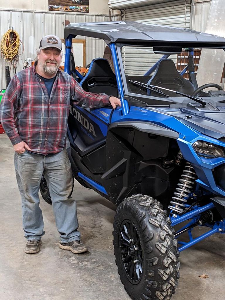 Chris M. Weiland Profile Photo