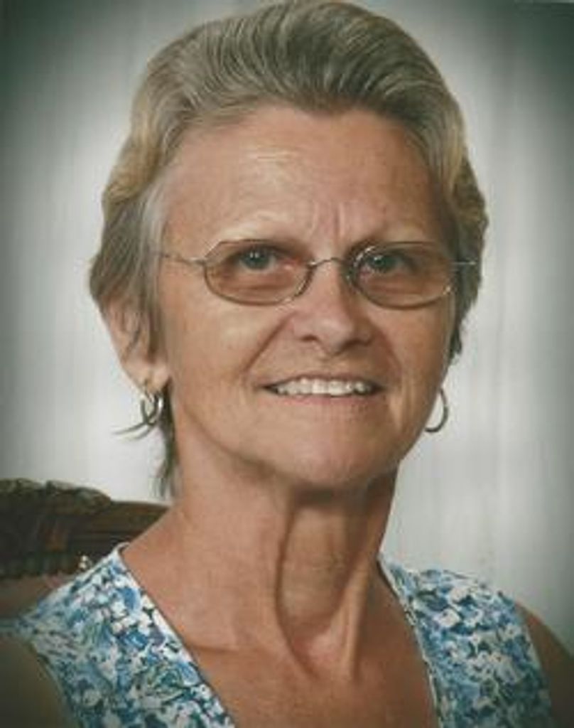 Julie Kwiatkowski Profile Photo