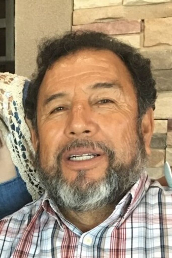 Alejandro Guzman Profile Photo