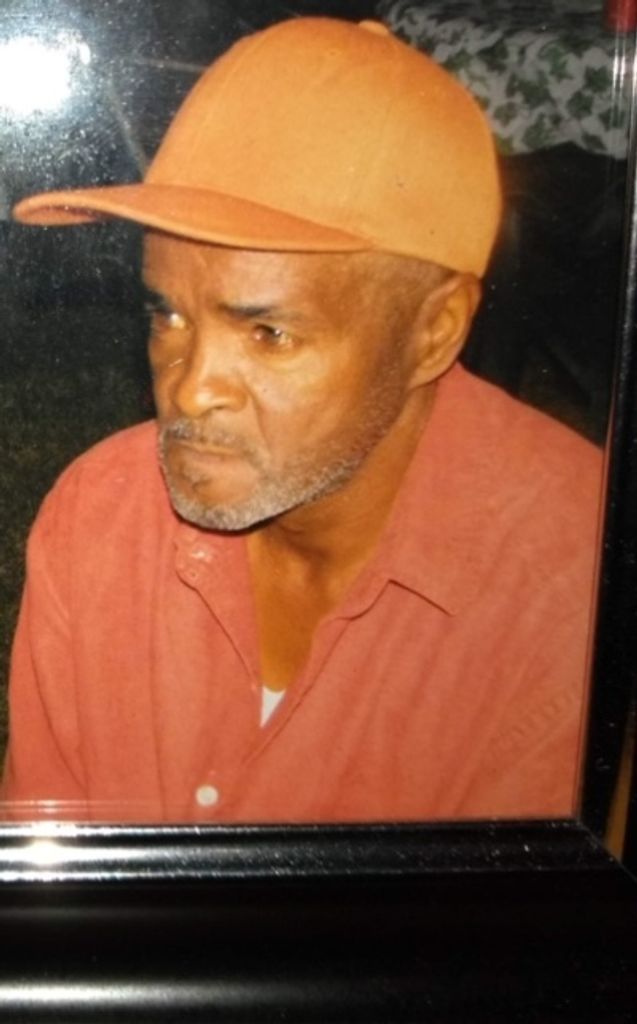 Junior Nathaniel Hiter