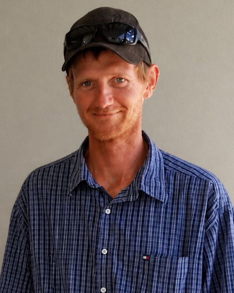 Dustin Derek Beckstead