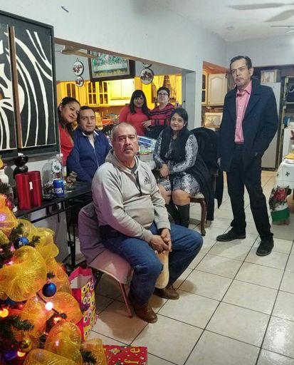 Jose Ovalle Caceres photo gallery thumbnail 33 of 67