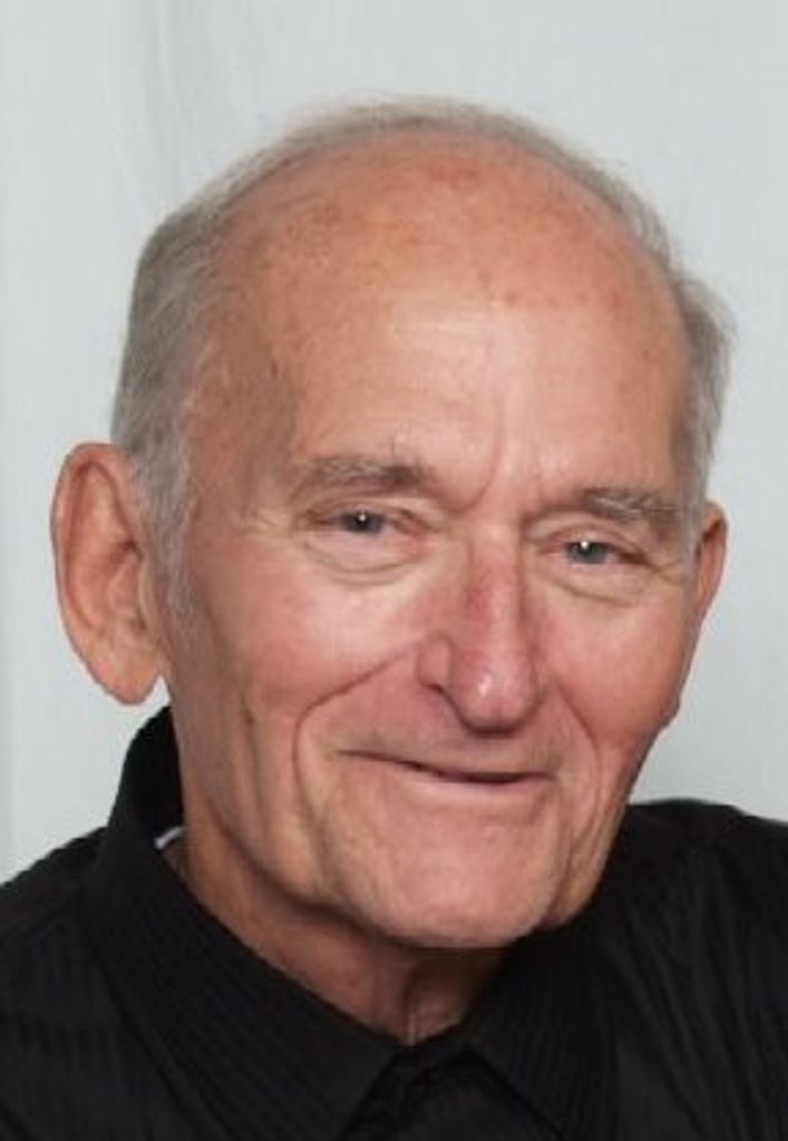 Sr. Richard M. Urban