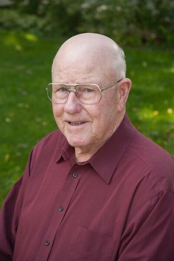 Harold "Red" Lee Blazer Profile Photo