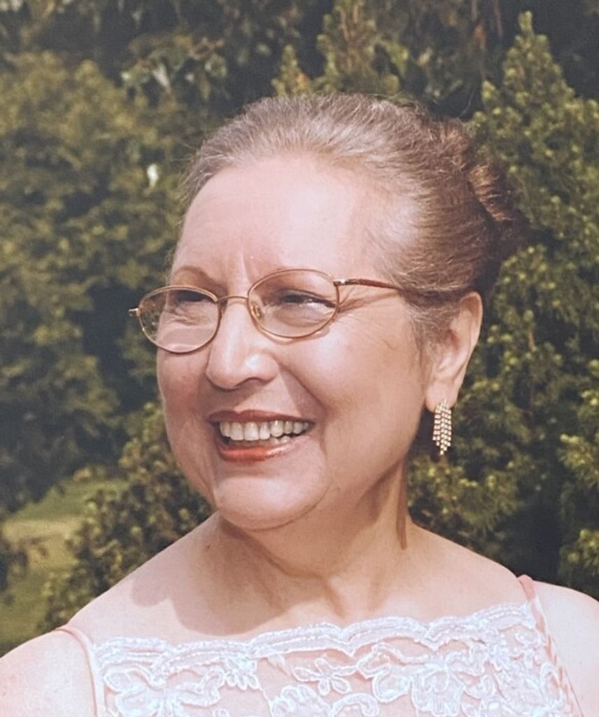 Lydia (Gibilisco)  Colombo Profile Photo